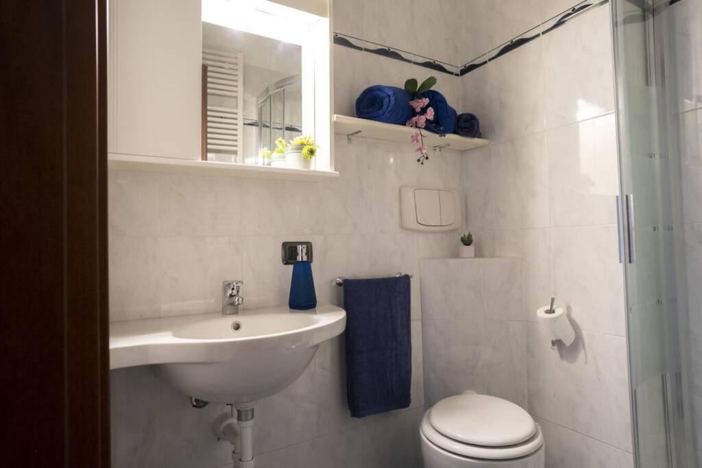 La Casa Di Anna Daire Como Dış mekan fotoğraf